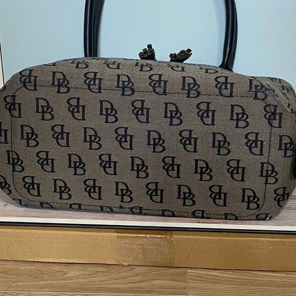 Vintage Dooney & Bourke Black Monogram Canvas Tote Bag with Leather Handles - Picture 6 of 8